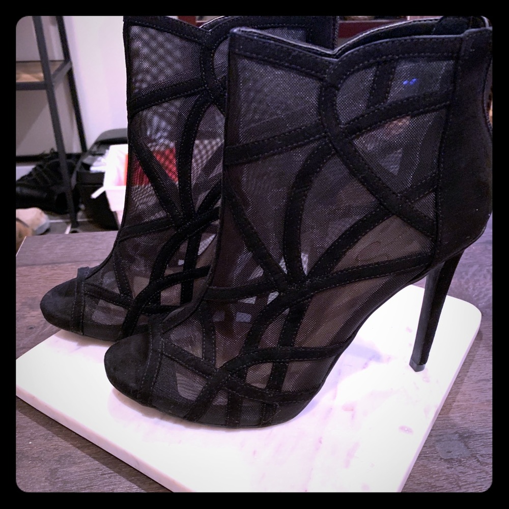 Jessica Simpson Pep-toe Heels